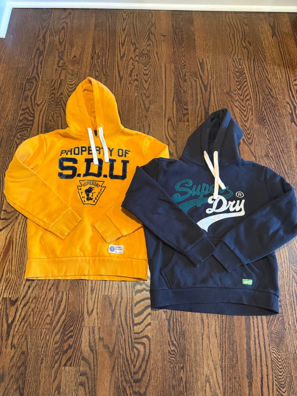 Lot of 2 Superdry Men’s hooded sweatshirts size M